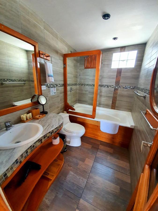 Casa Ocean Pier Bed and Breakfast Puerto Ayora  Εξωτερικό φωτογραφία