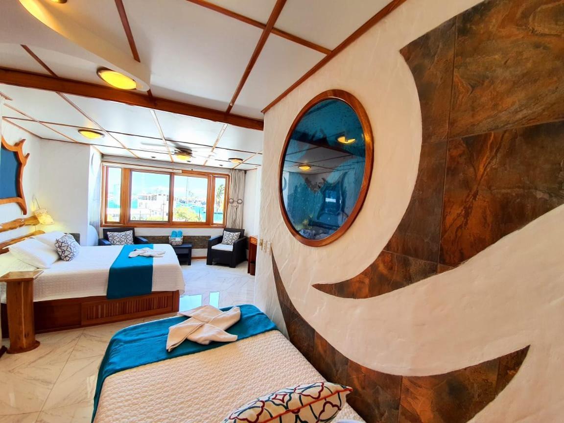 Casa Ocean Pier Bed and Breakfast Puerto Ayora  Εξωτερικό φωτογραφία