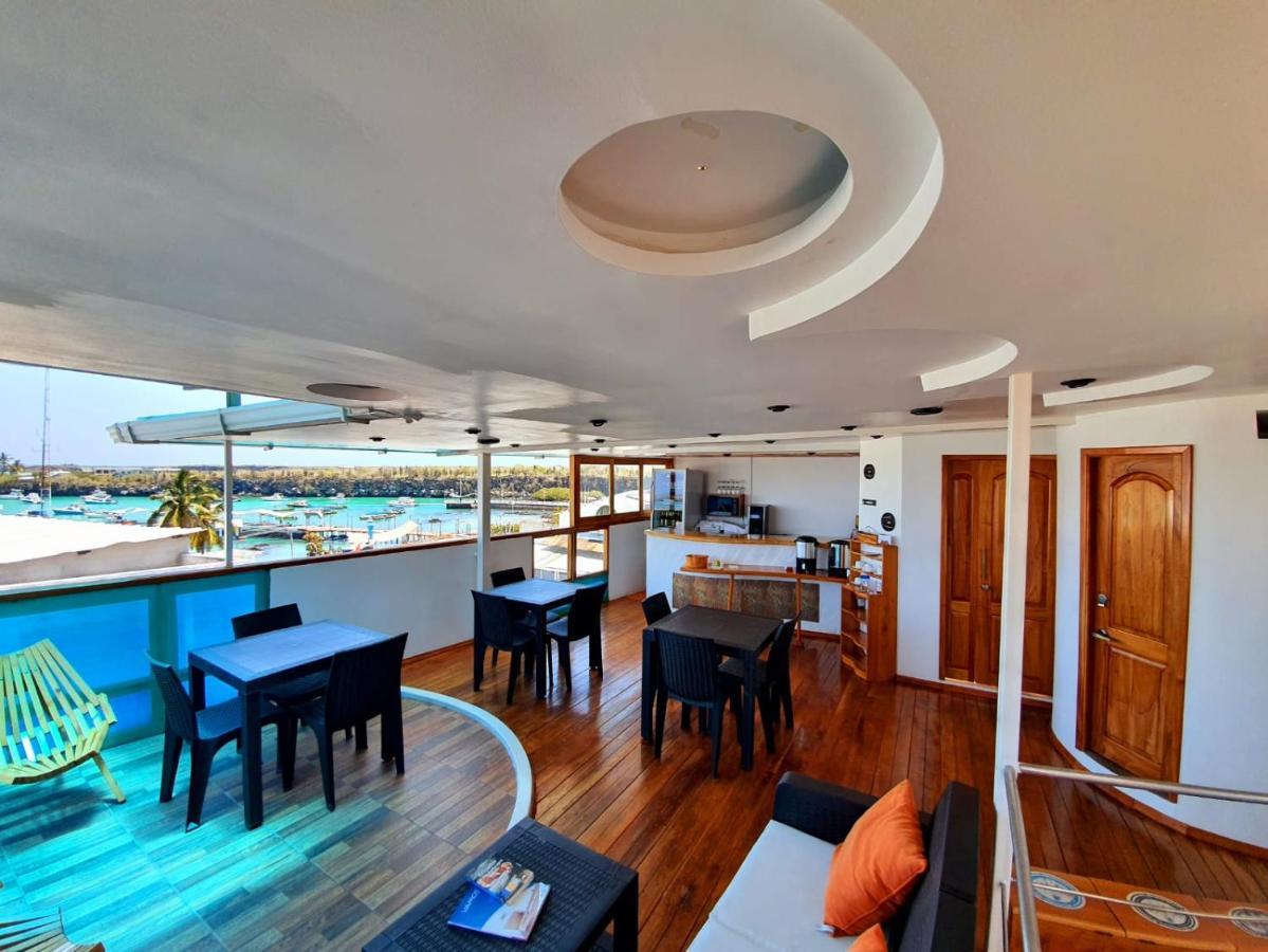 Casa Ocean Pier Bed and Breakfast Puerto Ayora  Εξωτερικό φωτογραφία